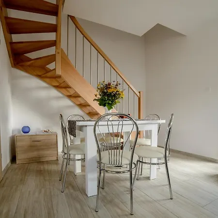 Orman Evi Amber Playa Dębki